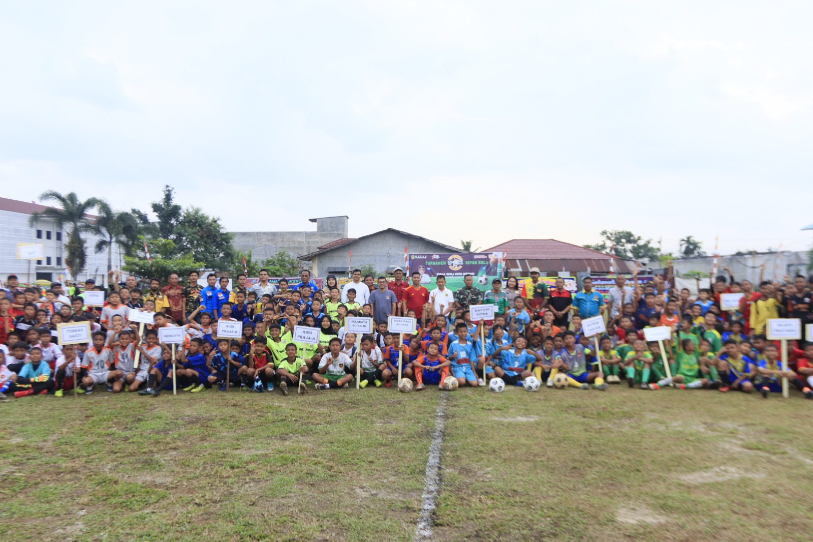 Puluhan Tim SSB Ikut Turnamen Sepakbola U-12 Piala Walikota Medan